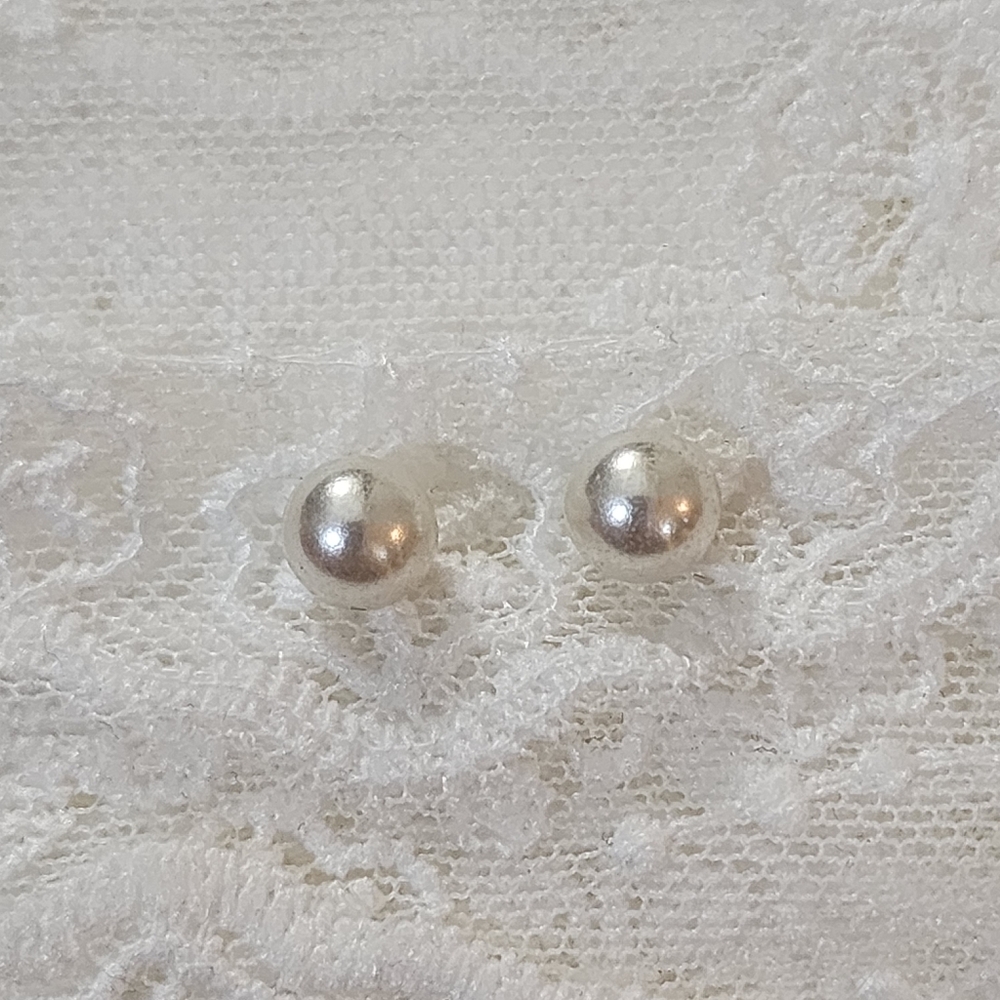 Vintage Faux Pearl Pierced Earrings